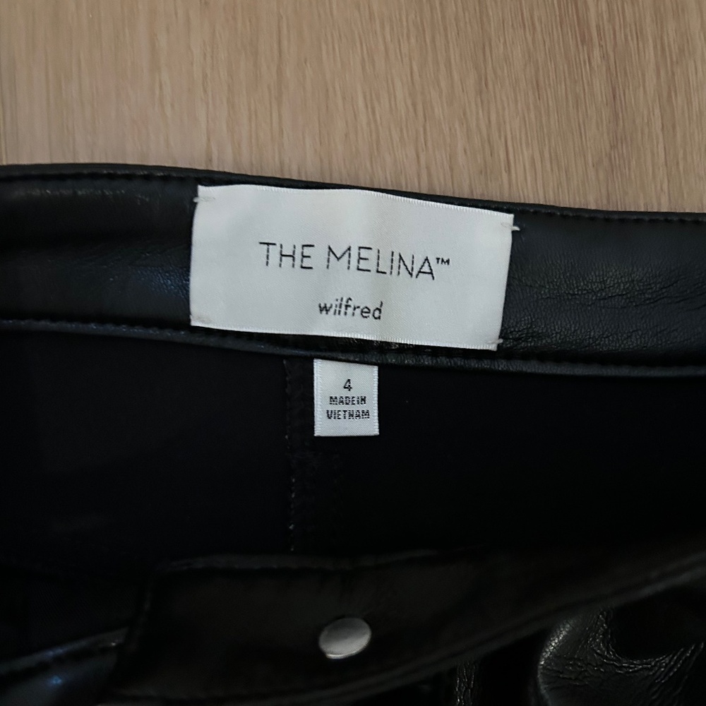 Wilfred The Melina Straight Leg Pants in Black